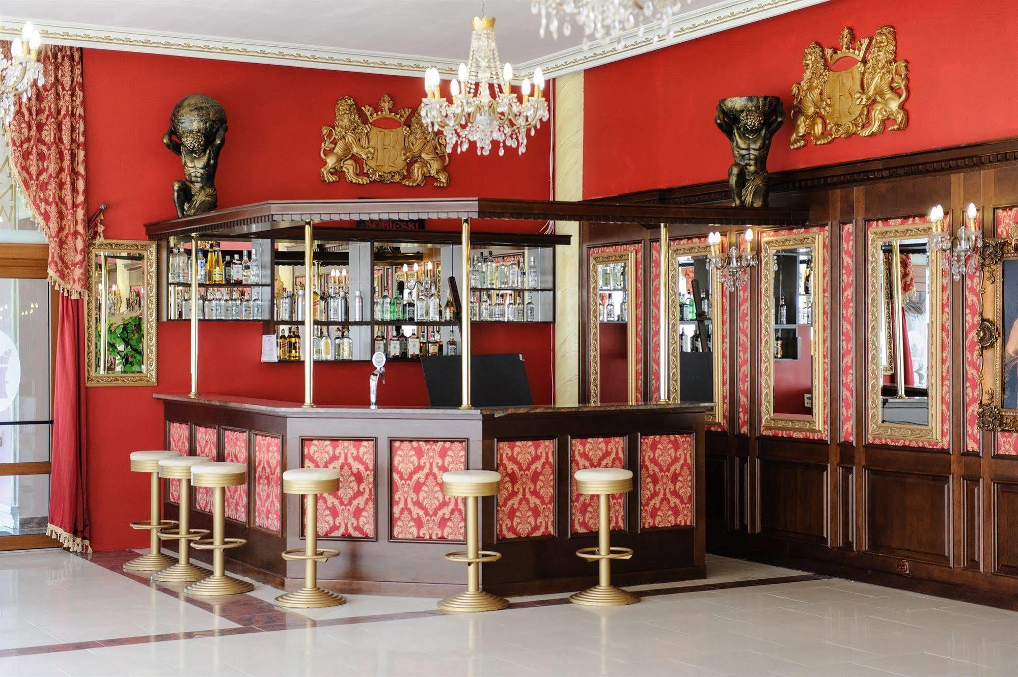 Hotel Krolewski Janów Lubelski Dış mekan fotoğraf