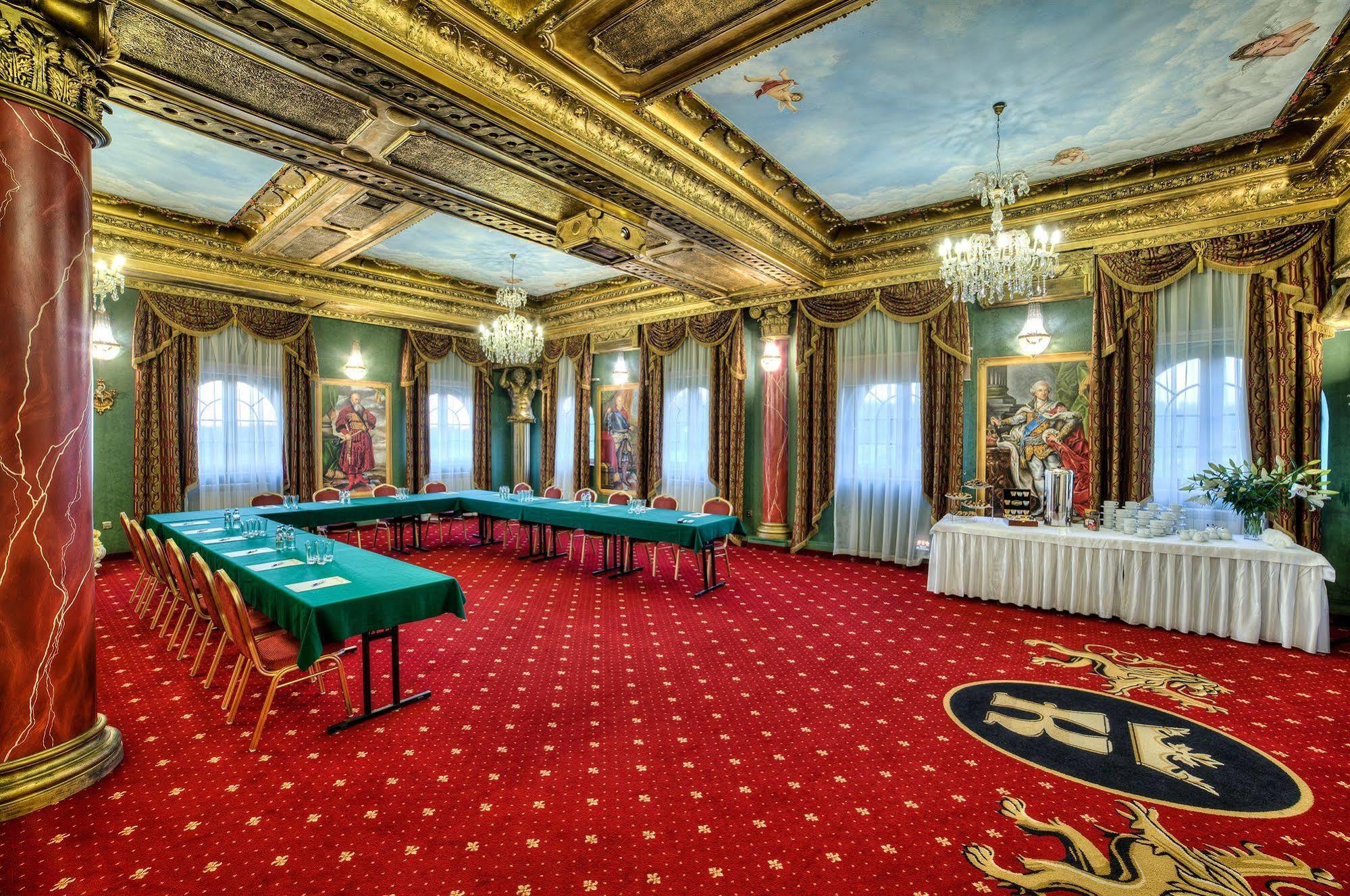 Hotel Krolewski Janów Lubelski Dış mekan fotoğraf